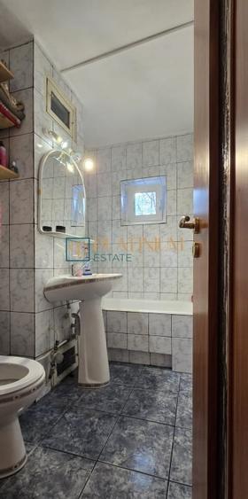 Apartament cu 2 camere semidecomandat, mobilat în Aradului