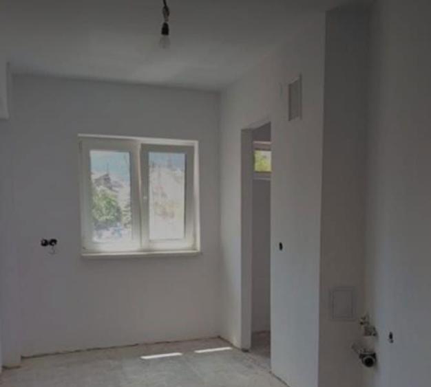 Apartament cu 2 camere decomandat în Progresul