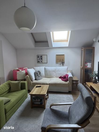Apartament cu 3 camere în Florești