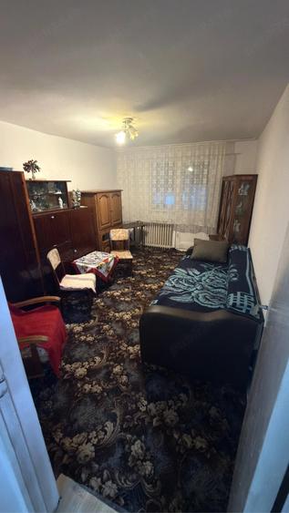 Apartament cu 2 camere decomandat în Bejan