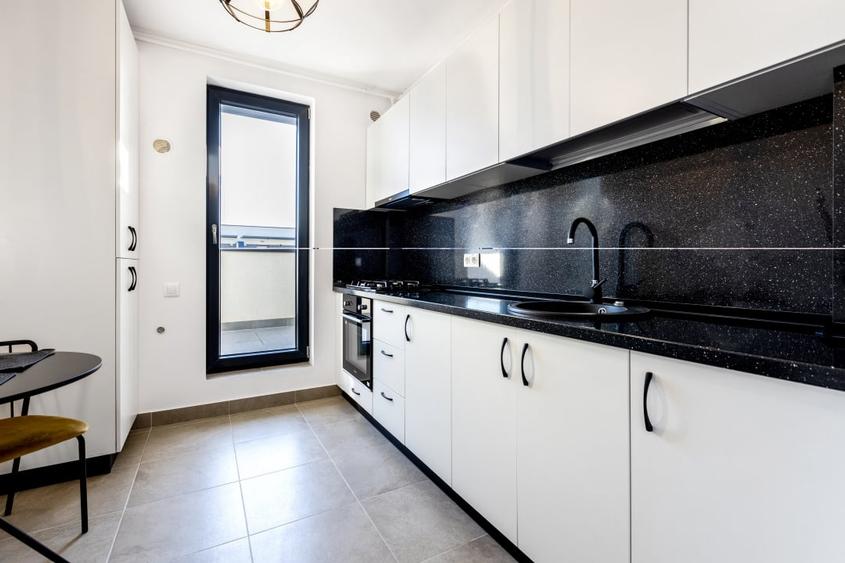 Apartament cu 3 camere decomandat, mobilat în Pipera