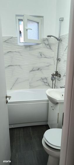 Apartament cu 2 camere semidecomandat în Florilor