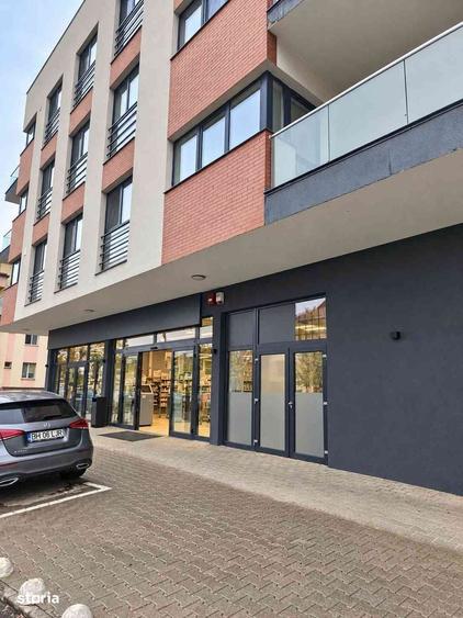 Spațiu comercial, de 400 mp, în Spitalul Județean