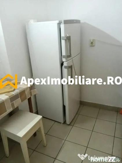 Garsonieră decomandată, mobilată în Romană