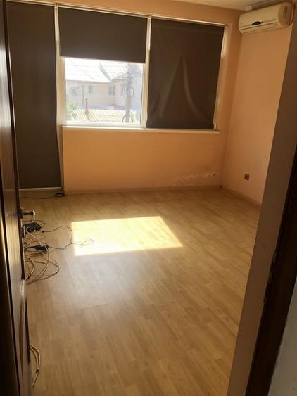 Casă cu 9 camere cu Teren 313 Mp în Pantelimon