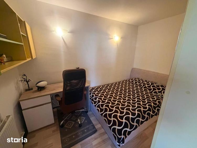 Apartament cu 3 camere decomandat în Canta