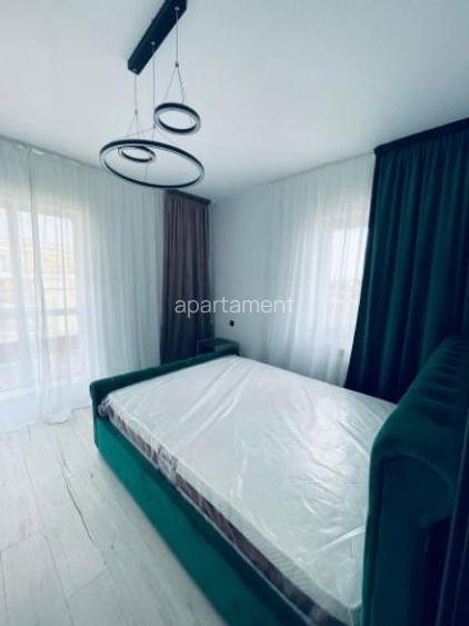Persoana fizica , camera in penthouse , lux ,