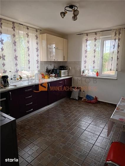 Casă cu 4 camere decomandat cu Teren 546 Mp în Merei