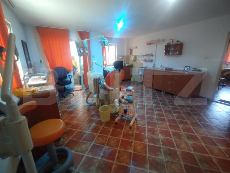 Apartament cu 3 camere semidecomandat în Decebal