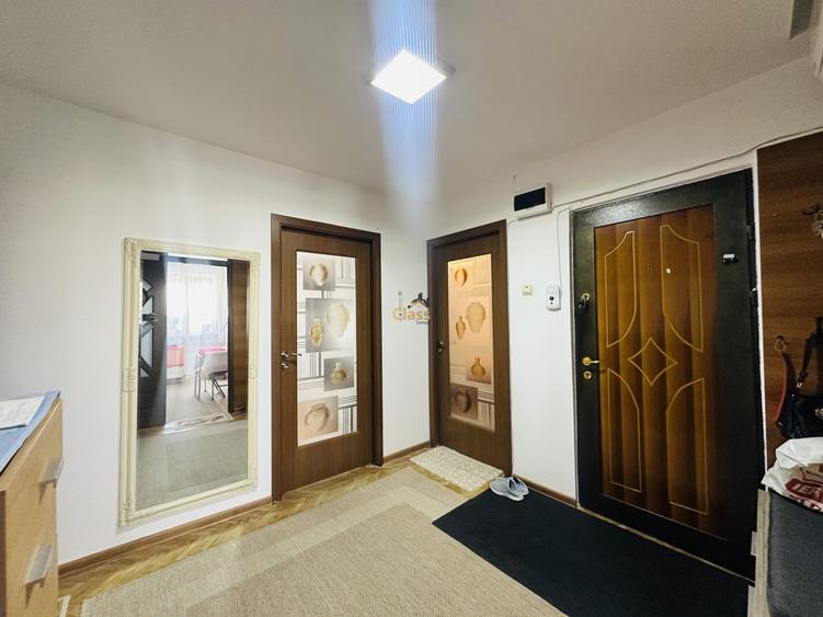 Apartament cu 4 camere decomandat, mobilat în Mănăștur