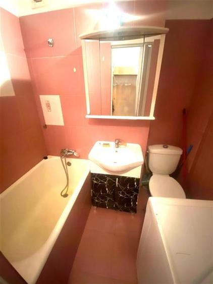 Apartament cu 2 camere nedecomandat în Dacia