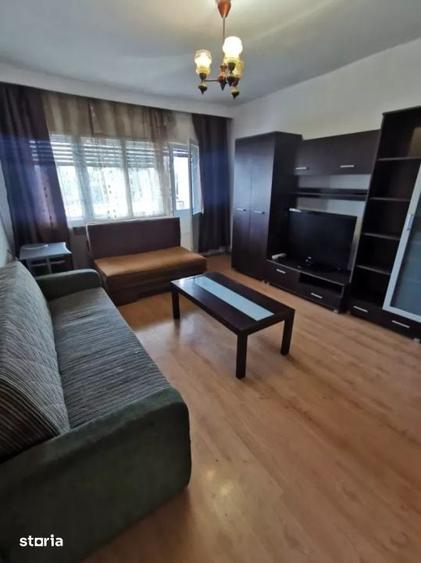 Apartament cu 3 camere decomandat în Săsar
