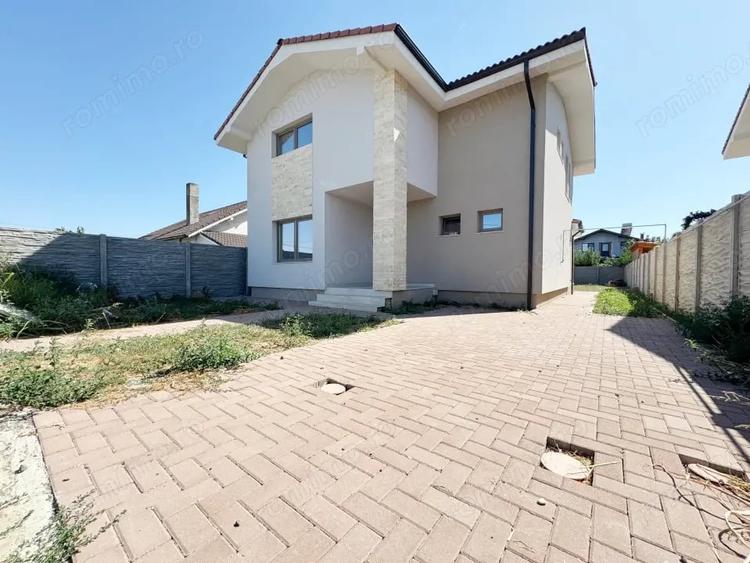 Casă cu 5 camere cu Teren 460 Mp în Giroc