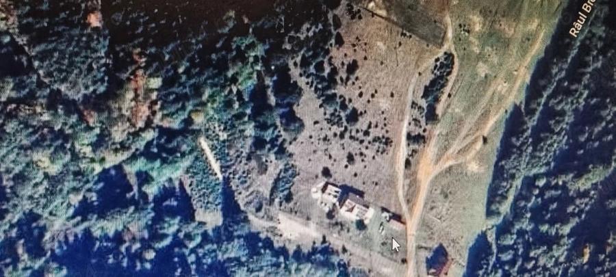 Teren de 10000 mp, în Central