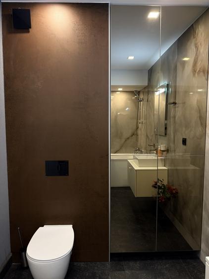 Apartament cu 3 camere semidecomandat, mobilat în Iancu Nicolae