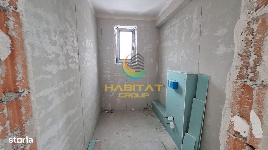Casă cu 4 camere cu Teren 370 Mp în Central
