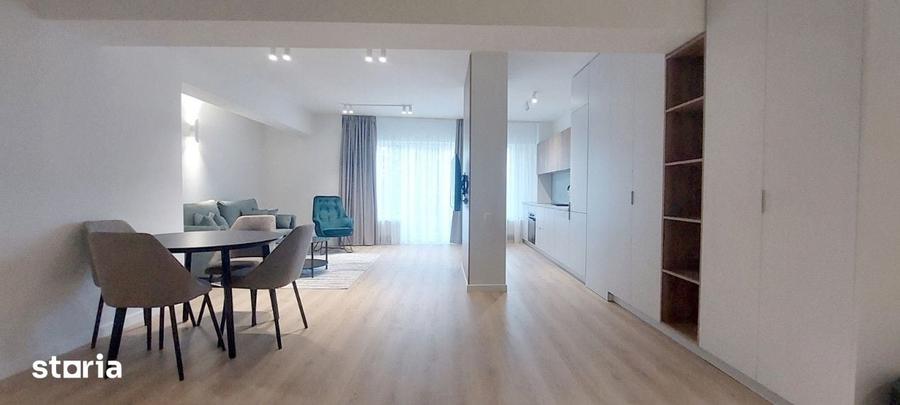 Apartament cu 2 camere semidecomandat, mobilat în Plopilor