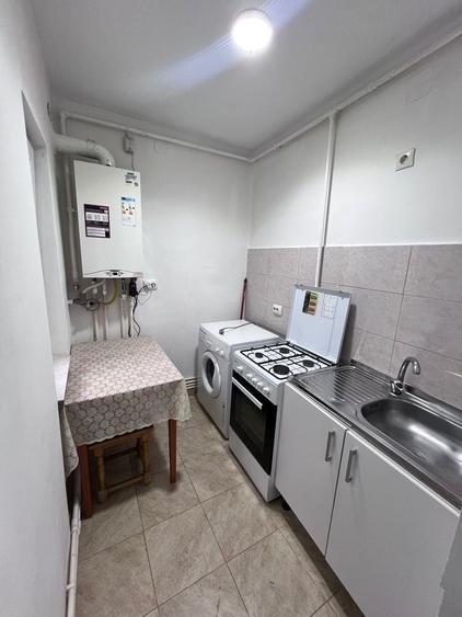 Garsonieră semidecomandată în Stana