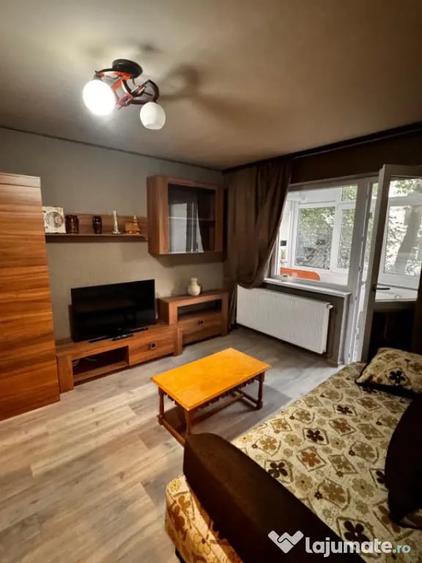 Apartament cu 2 camere semidecomandat, mobilat în Brazda lui Novac
