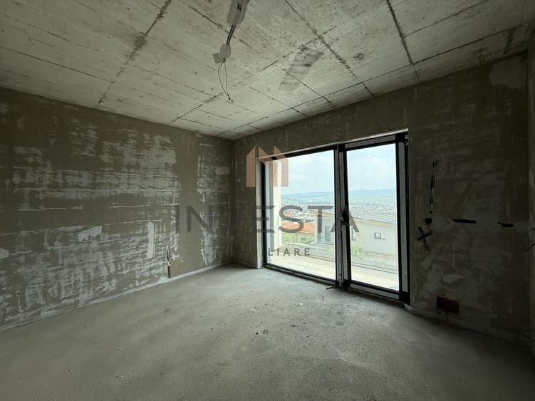Duplex cu 4 camere cu Canalizare în Iris