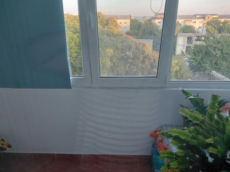 Apartament cu 2 camere decomandat în Energiei