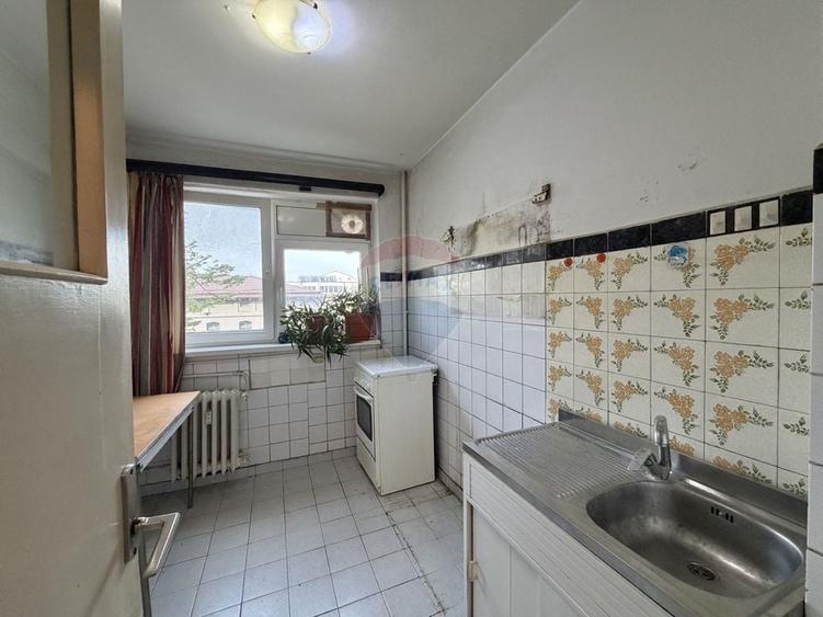 Apartament cu 2 camere semidecomandat în Ferdinand
