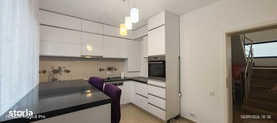 Casă cu 4 camere cu Teren 200 Mp în Ruginoasa