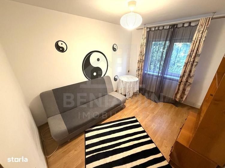 Apartament cu 3 camere decomandat în Rovine