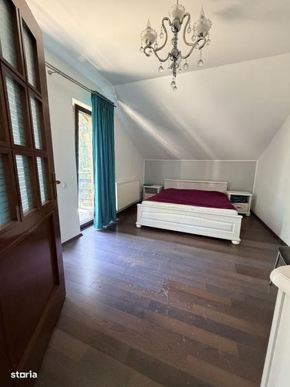 Casă cu 4 camere în Pasărea