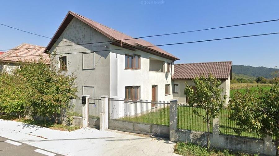 Casă individuală cu 4 camere cu Teren 267 Mp în Negrilești