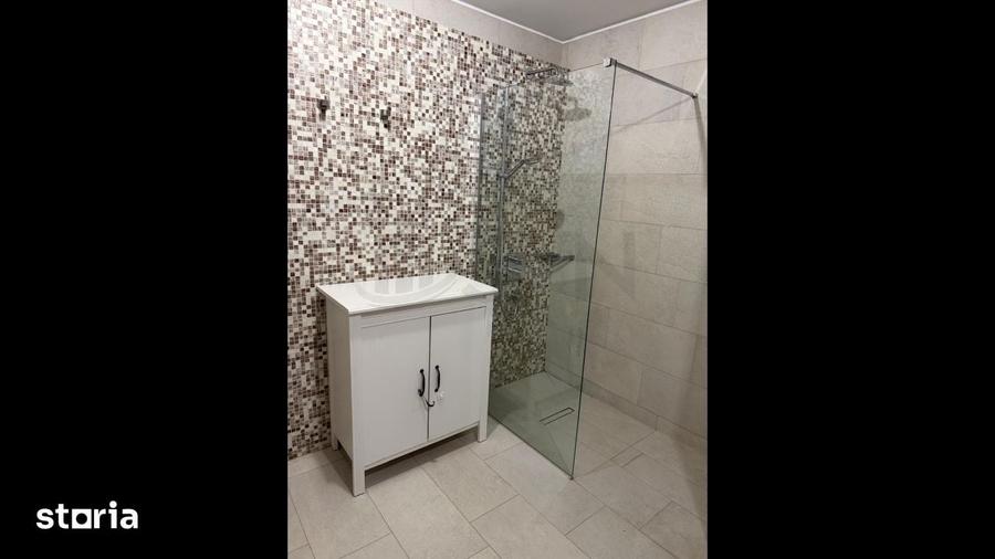 Apartament cu 4 camere în Aviatorilor
