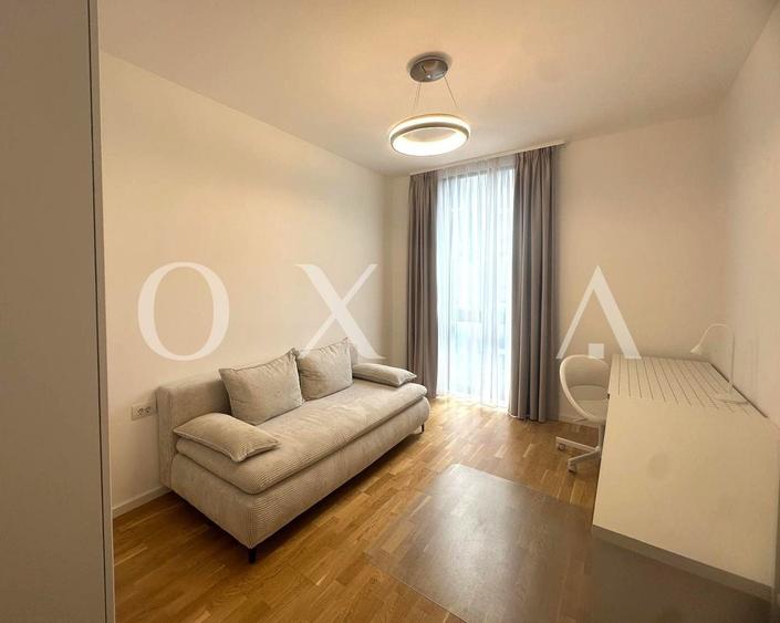 Apartament cu 4 camere semidecomandat, mobilat în Tipografilor