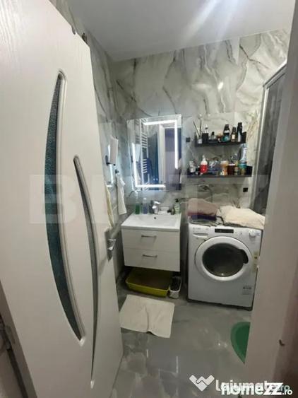 Garsonieră decomandată în Micro 12