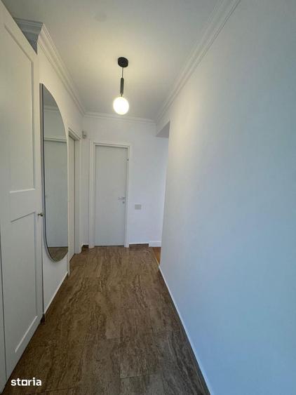 Casă cu 5 camere cu Teren 200 Mp în Central