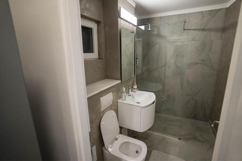 Apartament cu 2 camere decomandat în Deve