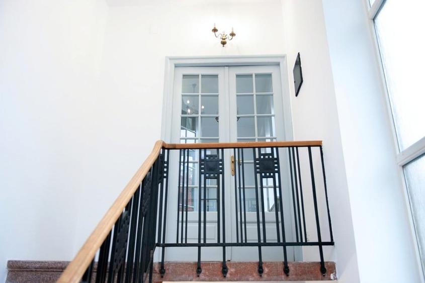 Apartament cu 4 camere decomandat în Kiseleff