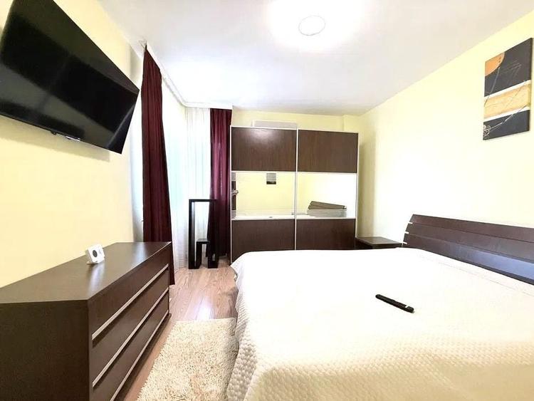 Apartament cu 3 camere decomandat, mobilat în Faleza Nord