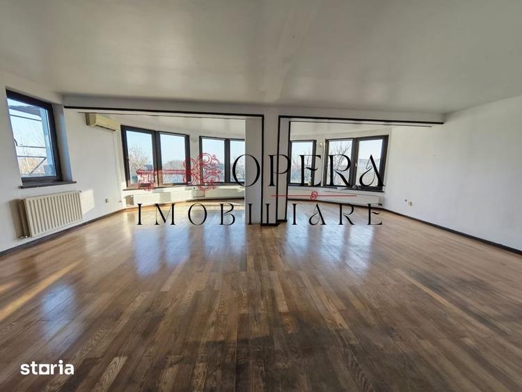 Casă cu 6 camere cu Teren 2252 Mp în Miroslava