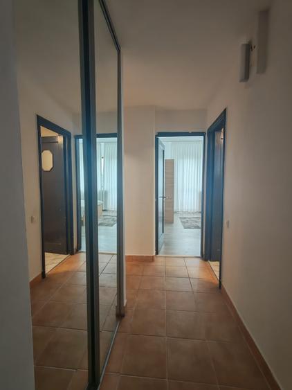 Apartament cu 3 camere semidecomandat în Grădina Icoanei