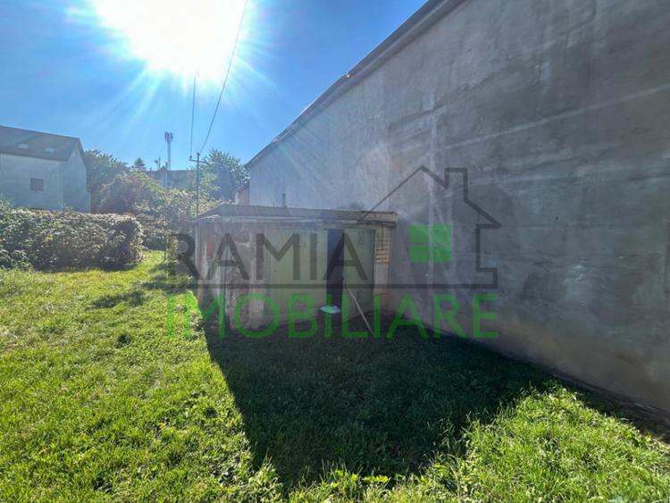 Casă cu 4 camere cu Teren 1053 Mp în Central