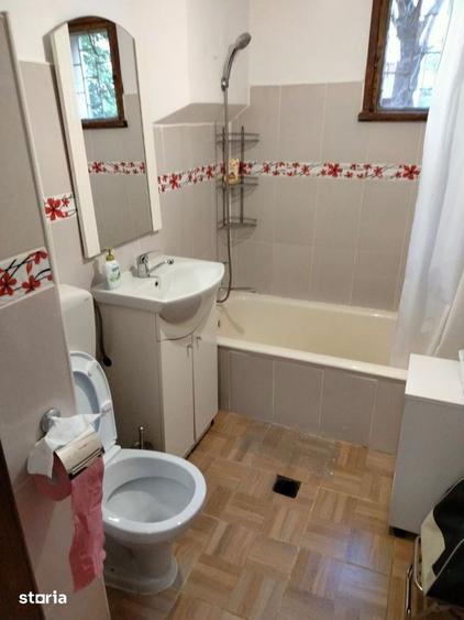 Garsonieră decomandată, mobilată în Vatra Luminoasă