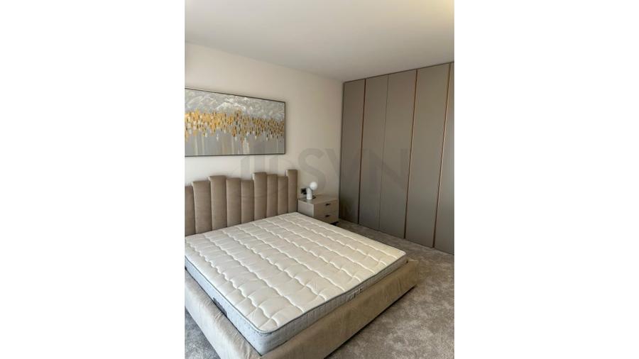 Apartament cu 3 camere decomandat, mobilat în Pipera