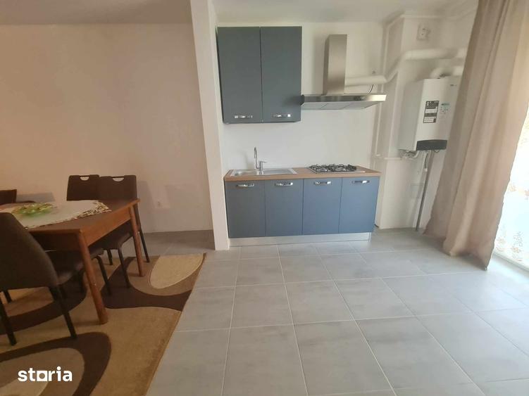 Inchiriez studio 2camere Tractorul Coresi pet friendly,aer conditionat - 6