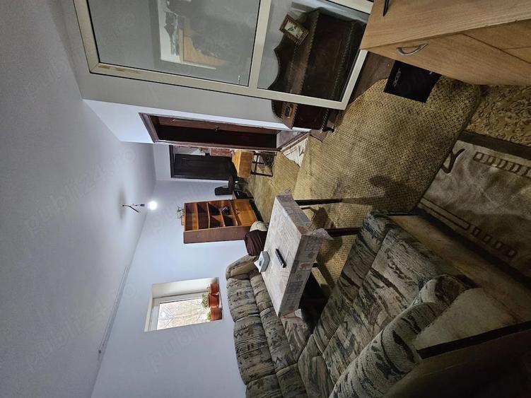 Casă cu 3 camere cu Teren 1600 Mp în Spătărei