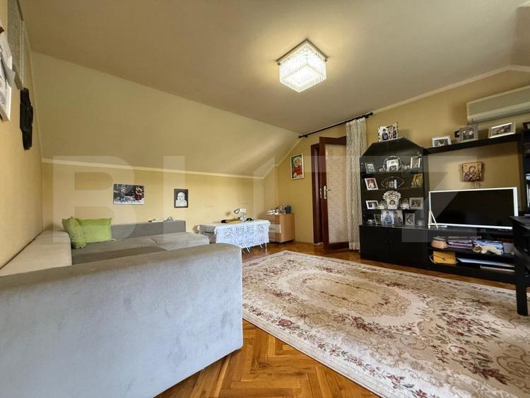 Casă individuală cu 10 camere cu Piscina în Iosefin