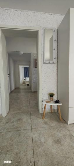 Apartament cu 2 camere decomandat în Sânmartin