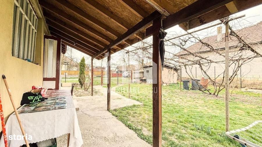 Casă cu 3 camere în Jucu