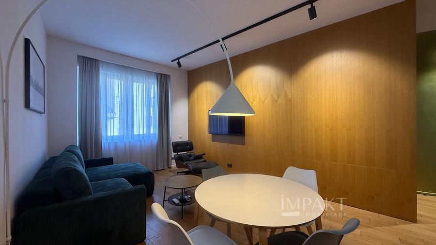 Apartament cu 2 camere semidecomandat în Ultracentral