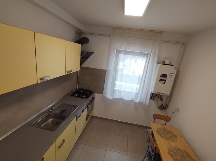 Apartament cu 2 camere decomandat în Giroc