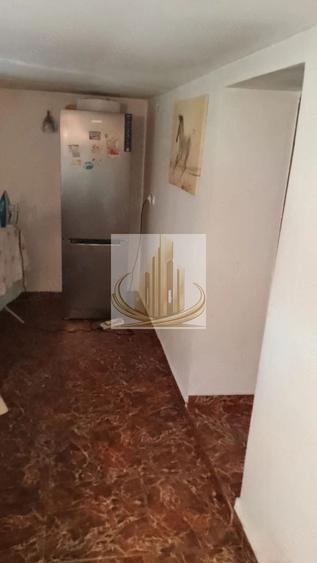 Casă individuală cu 6 camere cu Canalizare în Dudeștii Noi